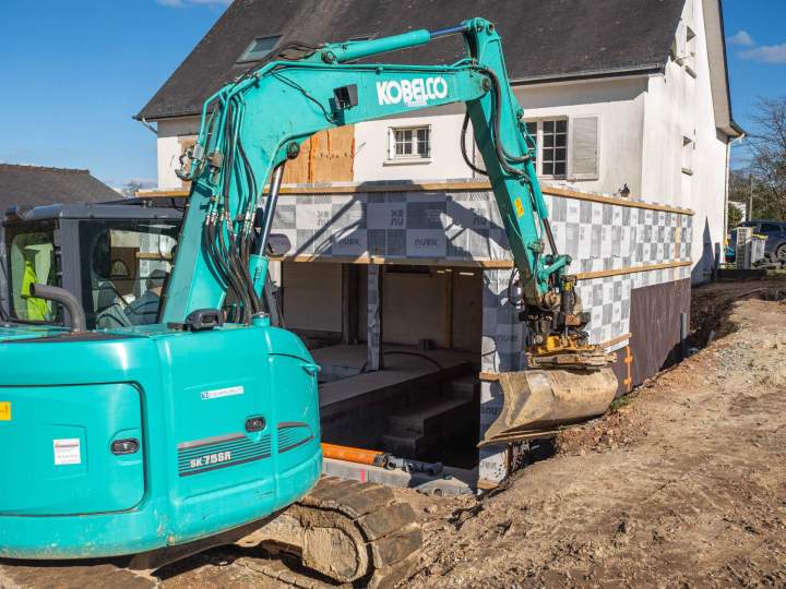 Location d'engin TP avec chauffeur Bruz